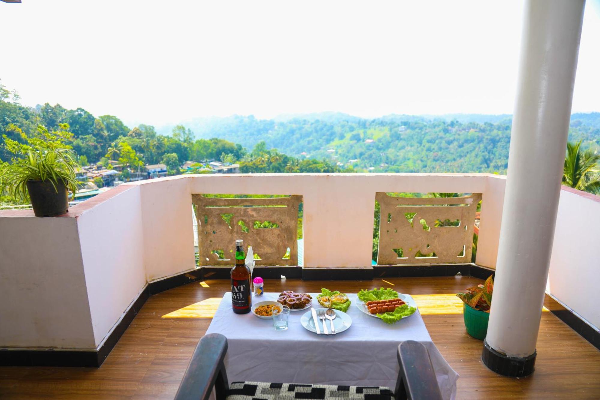 Mountain Bliss Villa Peradeniya Exterior foto